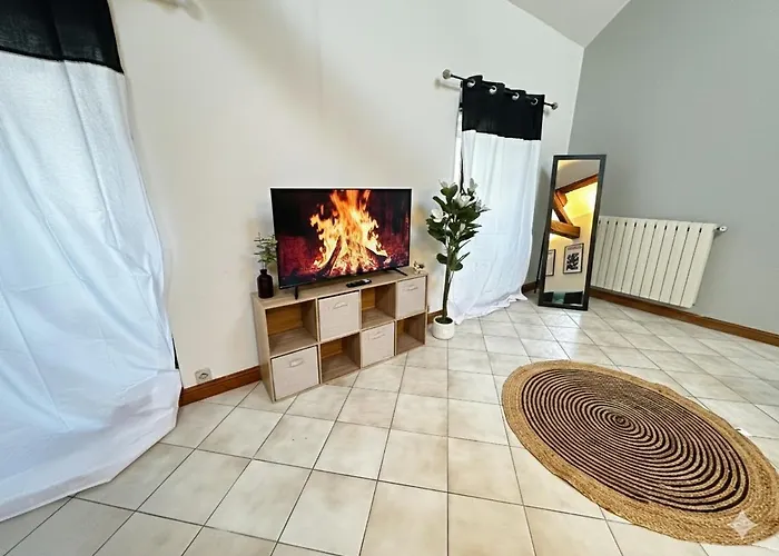 Station - Proche Rer A - Wifi Daire Noisy-le-Grand